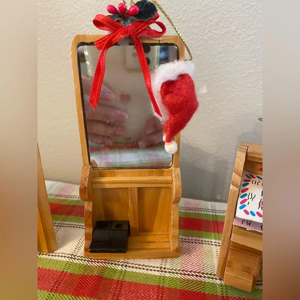 Vintage Wood Christmas Furniture Ornaments Lot of 4 Pieces made in Taiwan 🎄